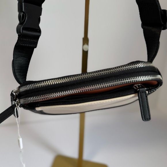 Clusi Balt bag/ cross body block bag - Picture 3 of 10